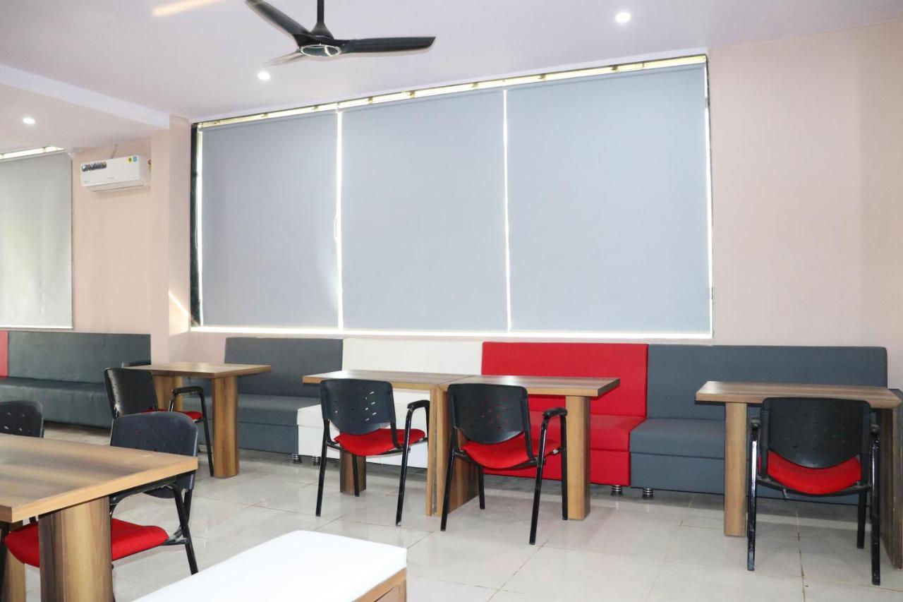 Pat Hotels Indore Exterior photo