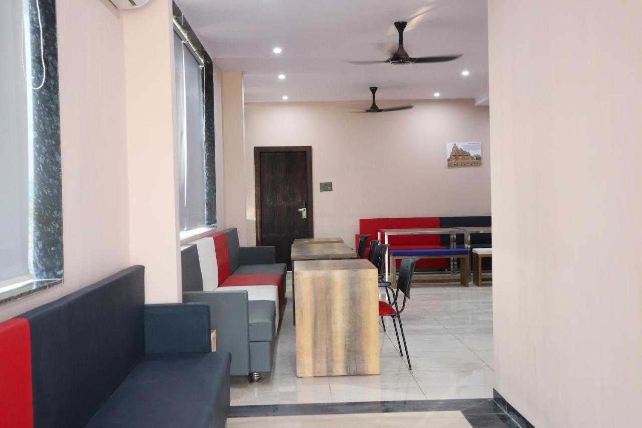 Pat Hotels Indore Exterior photo